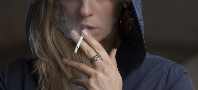 Palenie papierosów wyeliminowane w 11 lat. Wyciekł tajny plan brytyjskiego rządu