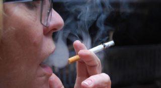 Polacy palą coraz więcej – podwyżka akcyzy na papierosy okazała się fikcją? 