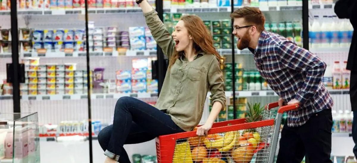 Nie Biedronka i nie Lidl. To do tych sklepów wolą chodzić Polacy