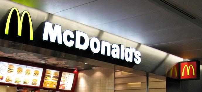 McDonald’s nie potrzebuje już pracowników. Sieć kupuje roboty