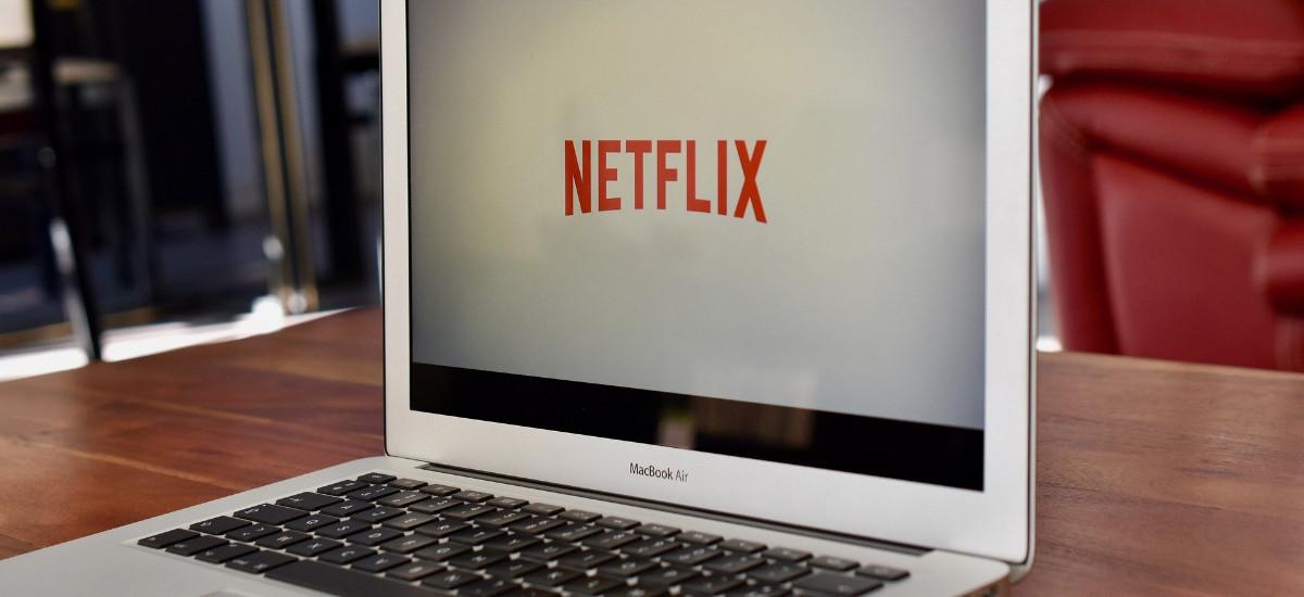 Netflix przyznaje, że obozy były niemieckie. Ale broni twórców serialu „Iwan Groźny z Treblinki”