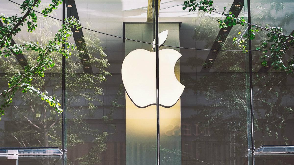 Dwóch Chińczyków ukradło Apple ściśle tajne dane. Teraz chcą „zobaczyć się z rodziną"