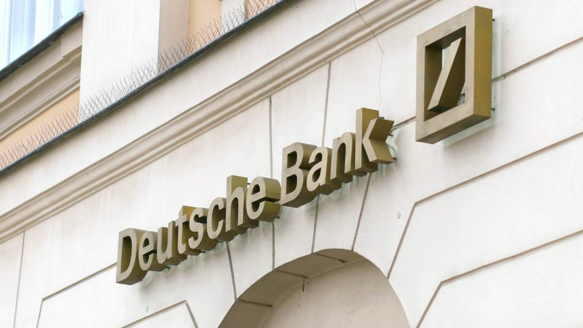 Niemcy mają gigantyczny problem. Czy Deutsche Bank właśnie upada?