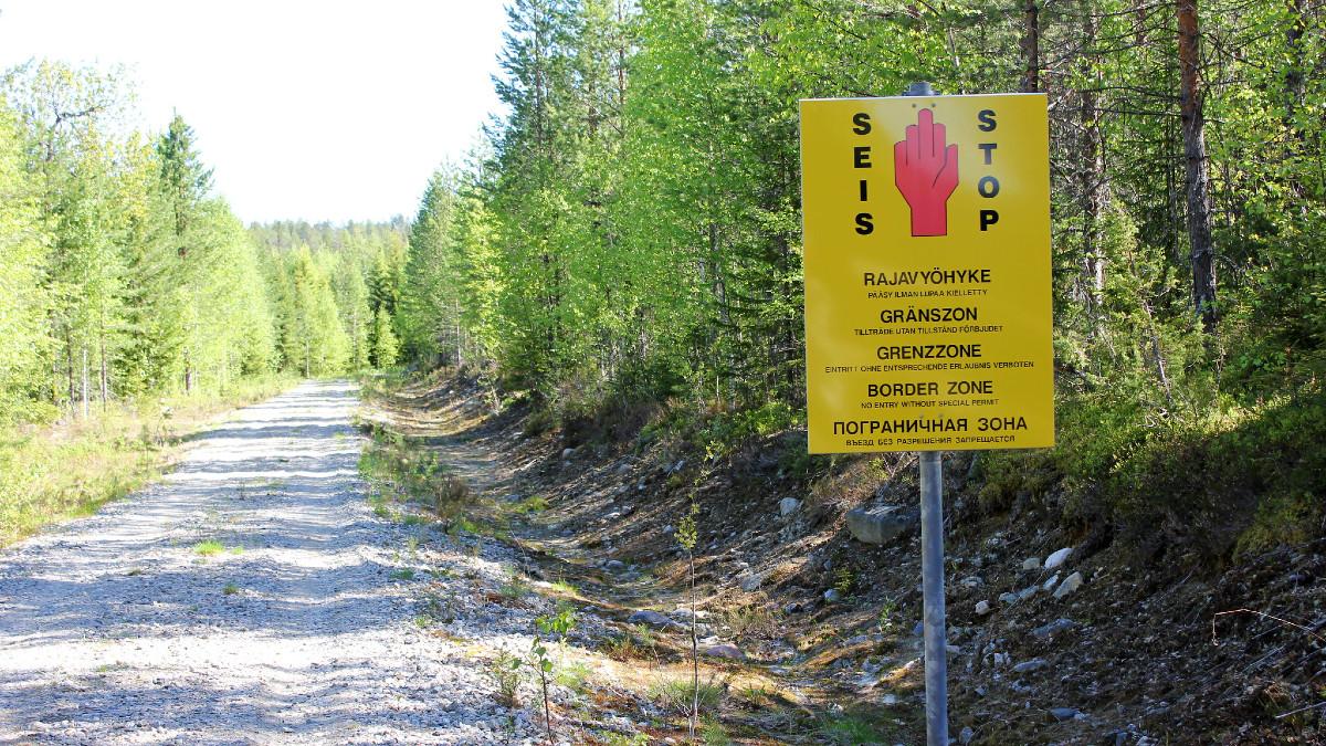Rosjanin w lesie postawił fałszywą granicę z Finlandią, zarabiał na nielegalnych imigrantach