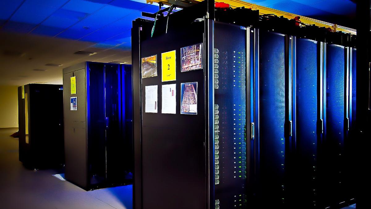 Superkomputer pomoże w walce ze zmianami klimatu. Brytyjczycy wydadzą 1,2 mld funtów 