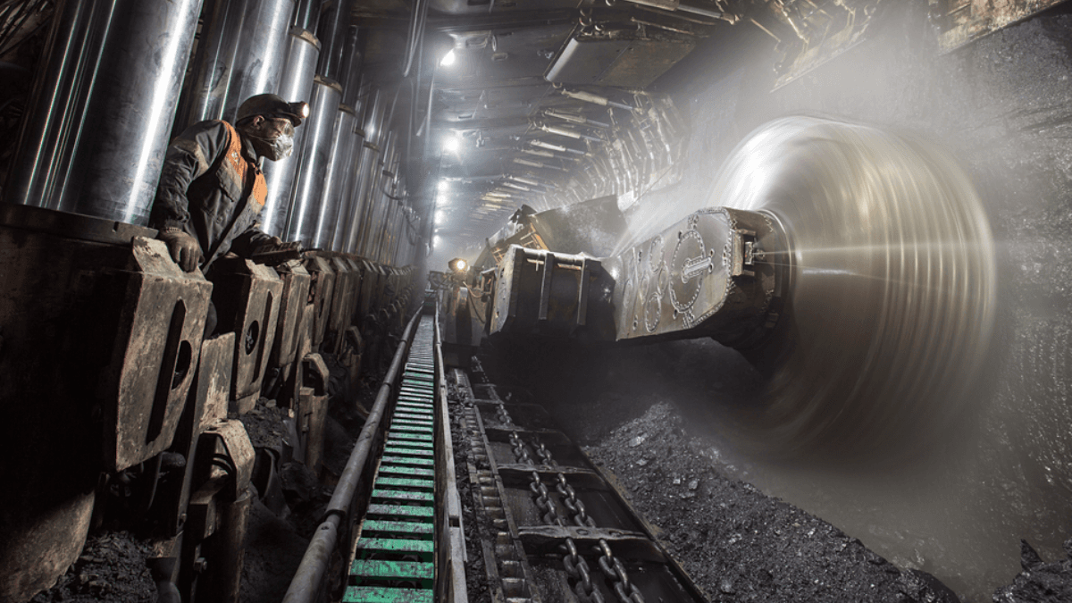 Górnictwo w Polsce. Rząd zaczyna czyścić energetykę z węgla., ale górnicy wciąż nic nie wiedzą