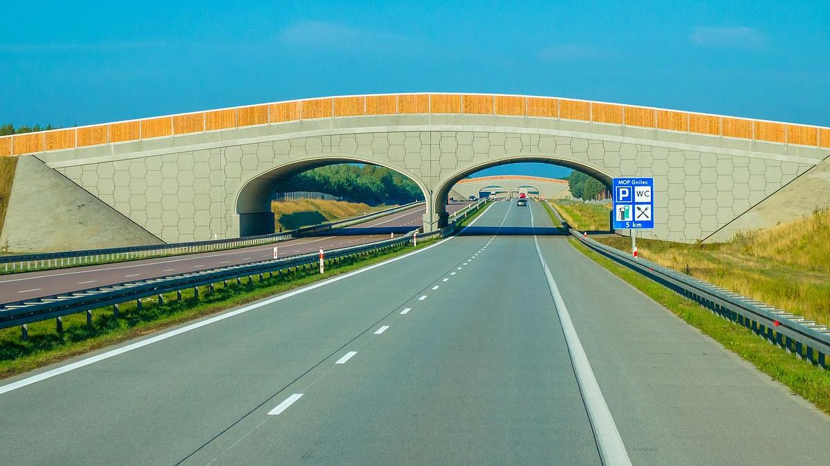 Opłaty za autostrady w Polsce. Jest drogo czy tanio? To zależy, gdzie spojrzeć