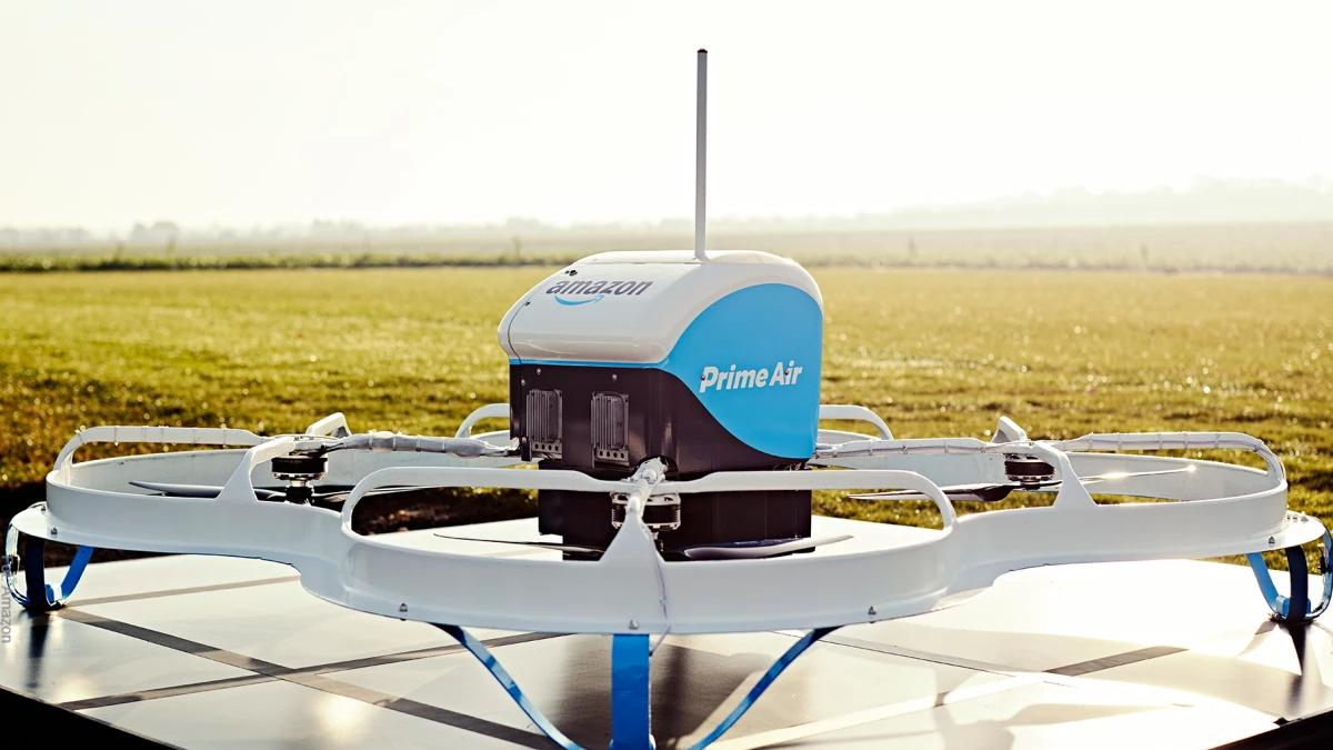 Dostawy dronami. Amazon niespodziewanie zwalnia pracowników działu Prime Air