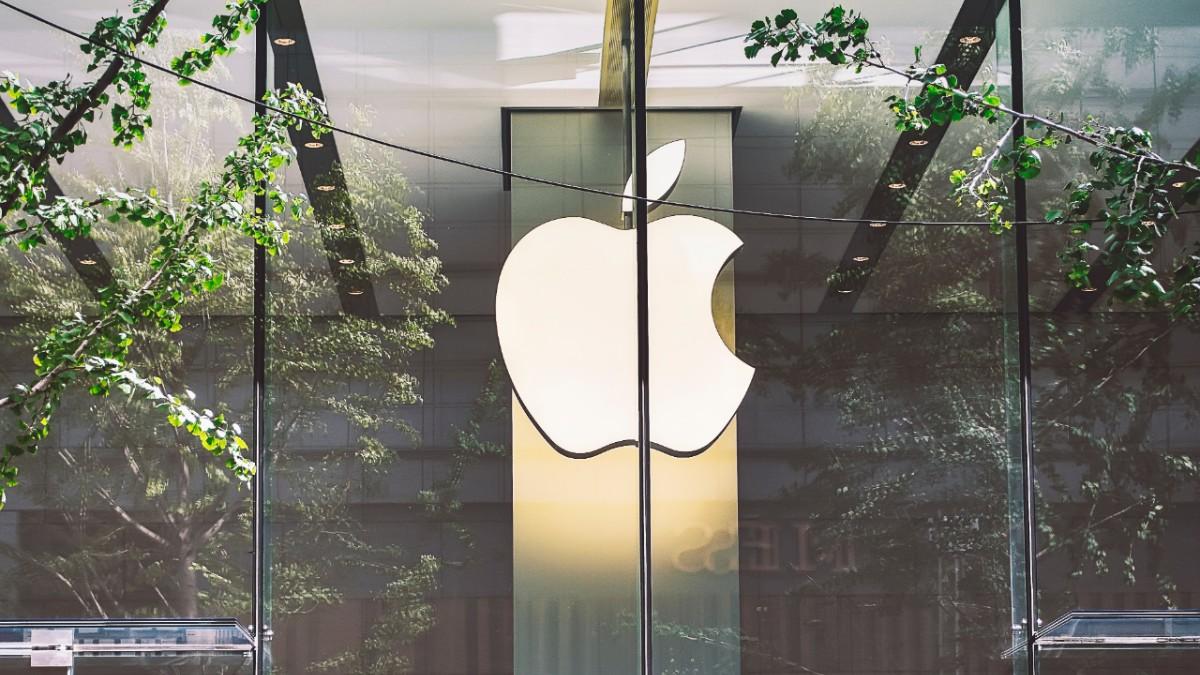 Trolle patentowe kochają Apple. Producent iPhone’ów przegrał w sądzie i zapłaci 300 mln dol.