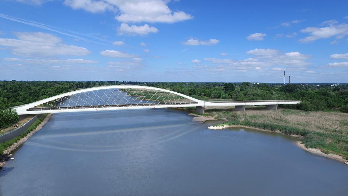 Deutsche Bahn zbuduje unikatowy most do Polski. Te efektowne liny nie są wykonane ze stali