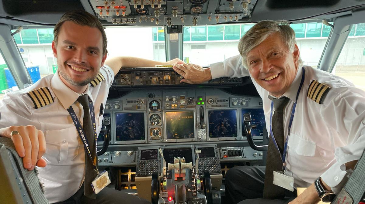 Ryanair ogłosił nabór – chce zatrudnić kilkuset pilotów z Polski. Nie wiesz, co zrobić z kasą, zainwestuj w kurs