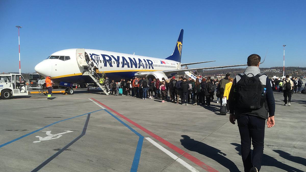 Ryanair i Wizzair ostrzegają klientów. Lotniska zgotują nam prawdziwe piekło