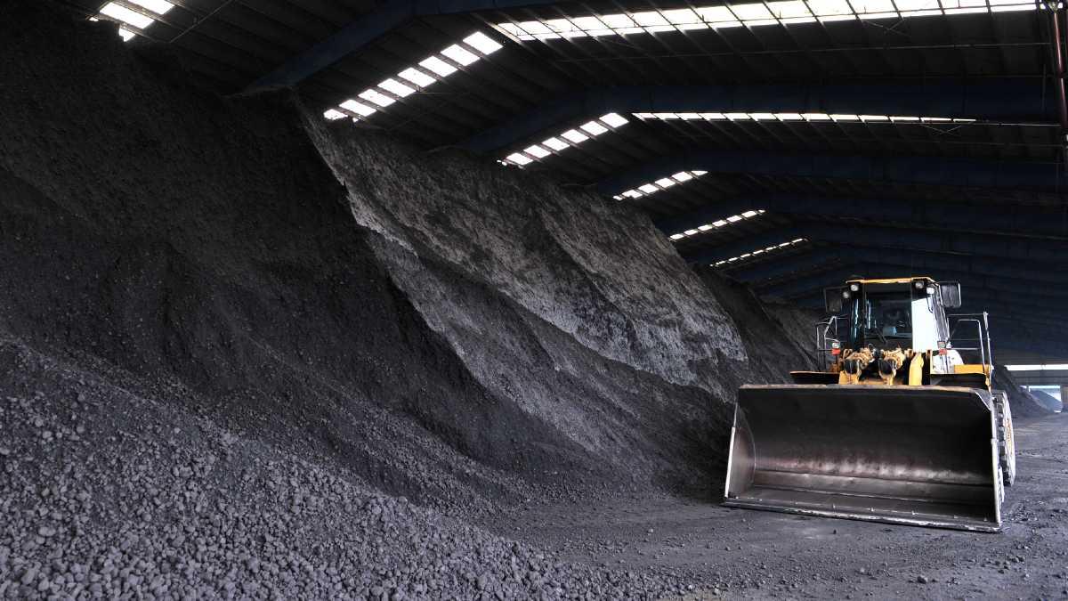 Zmowa na rynku węgla. UOKiK znalazł pierwszą firmę, która narzucała zawyżone ceny