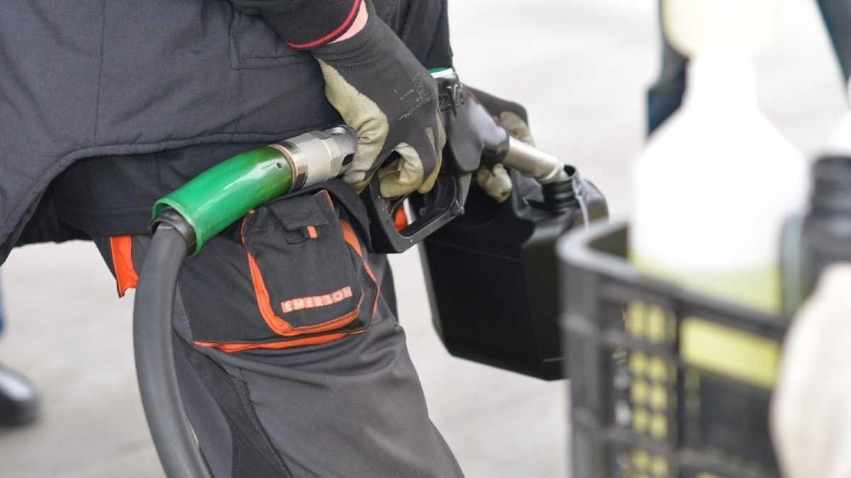 Ceny benzyny i diesla. Co nas czeka na stacjach paliw przed nadchodzącym długim weekendem?