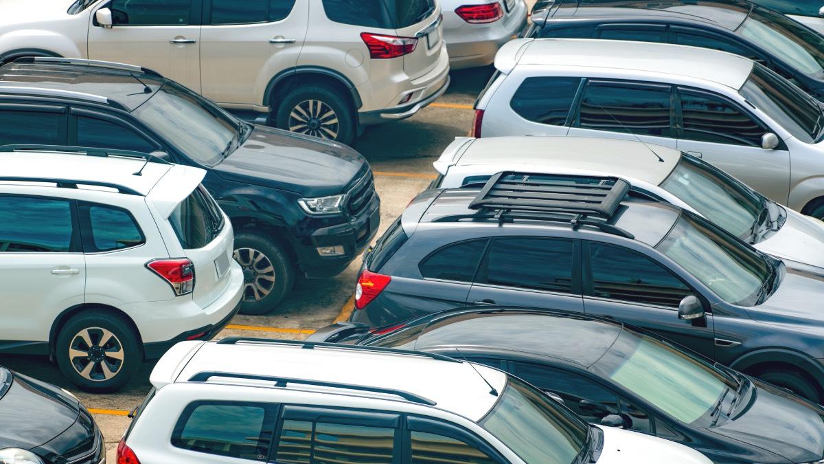 oplaty-za-parking-samochody-emisja-CO2